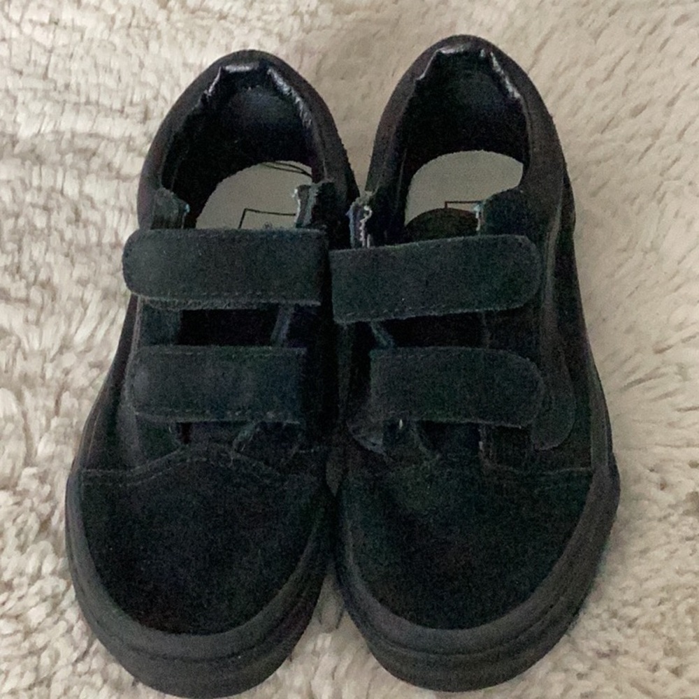 EUC Vans Kids Old Skool V